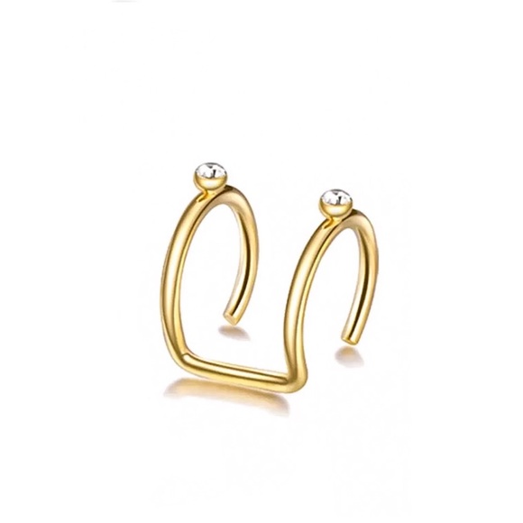 ⚜️𝟯𝟬%𝗢𝗙𝗙 𝗯𝘂𝗻𝗱𝗹𝗲𝘀 𝟯+⚜️ NEW Rhinestone Minimalist Ear Cuff Earring - Picture 3 of 8